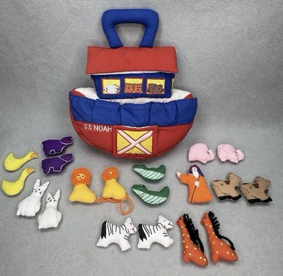 Noah's Ark Pockets of Learning Plush Playset Stuffed Animals 1991 Vintage
