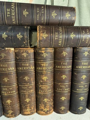 Americana Universal Reference Library Encyclopedia Antique Leather