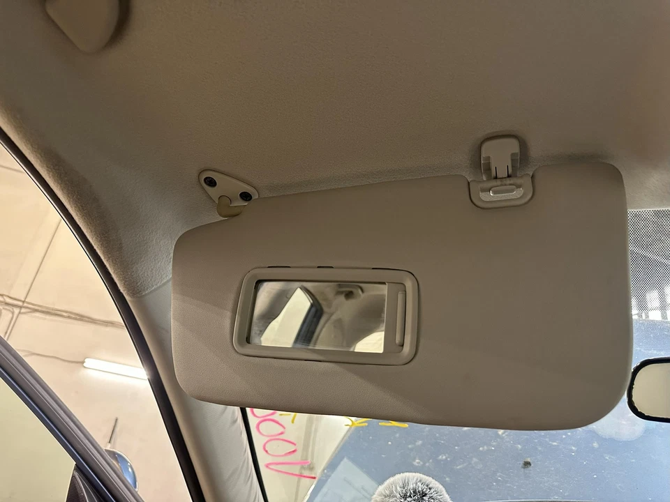 Used Left Sun Visor fits: 2010 Subaru Impreza without illumination Left Grade A Foto 2 de 4