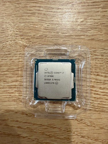 Intel Core i7-8700K Desktop Processor 6 Cores up to 4.7GHz Turbo Unlocked LGA115 - Picture 2 of 3