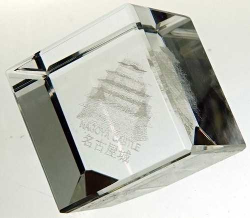 Japanischer Nagoya Castle 3D Laser geätzt Kristallglas Quadrat Würfel Briefbeschwerer - Bild 18 von 18