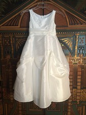 Girls Size 4 Alfred Angelo White Formal / Wedding Dress