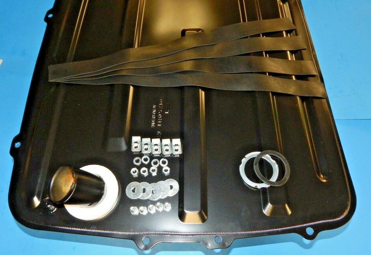 SCPL-British New Baffled Fuel Gas Tank For MG MGB 1970-76 With Deluxe Installation Kit (NRP4B)