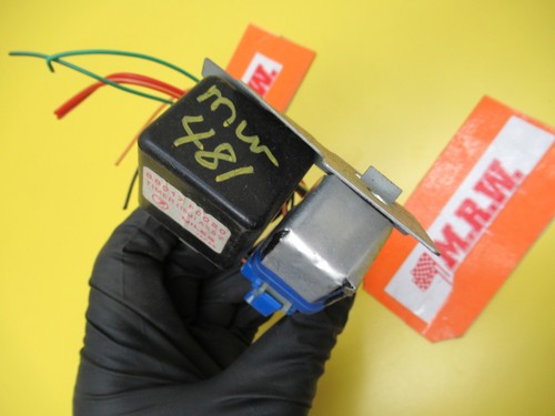 COMPUTER TIMER RELAY FUSE BOX WIRE 88017FC020 for 98 99 00 01 02 SUBARU FORESTER - Picture 6 of 24