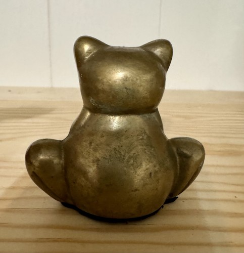 Brass Panda Figurine Taiwan Cat Eating Kitty Paperweight Paw Mouth Buddha 2.5” - Picture 4 of 7