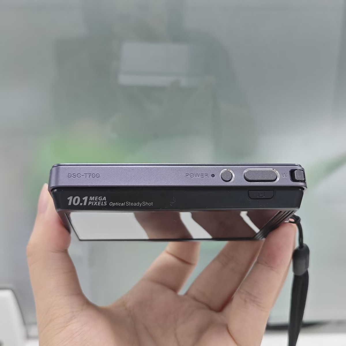 SONY Cyber-shot DSC-T700 Digital Camera 10.1 MP 4x Optical Zoom