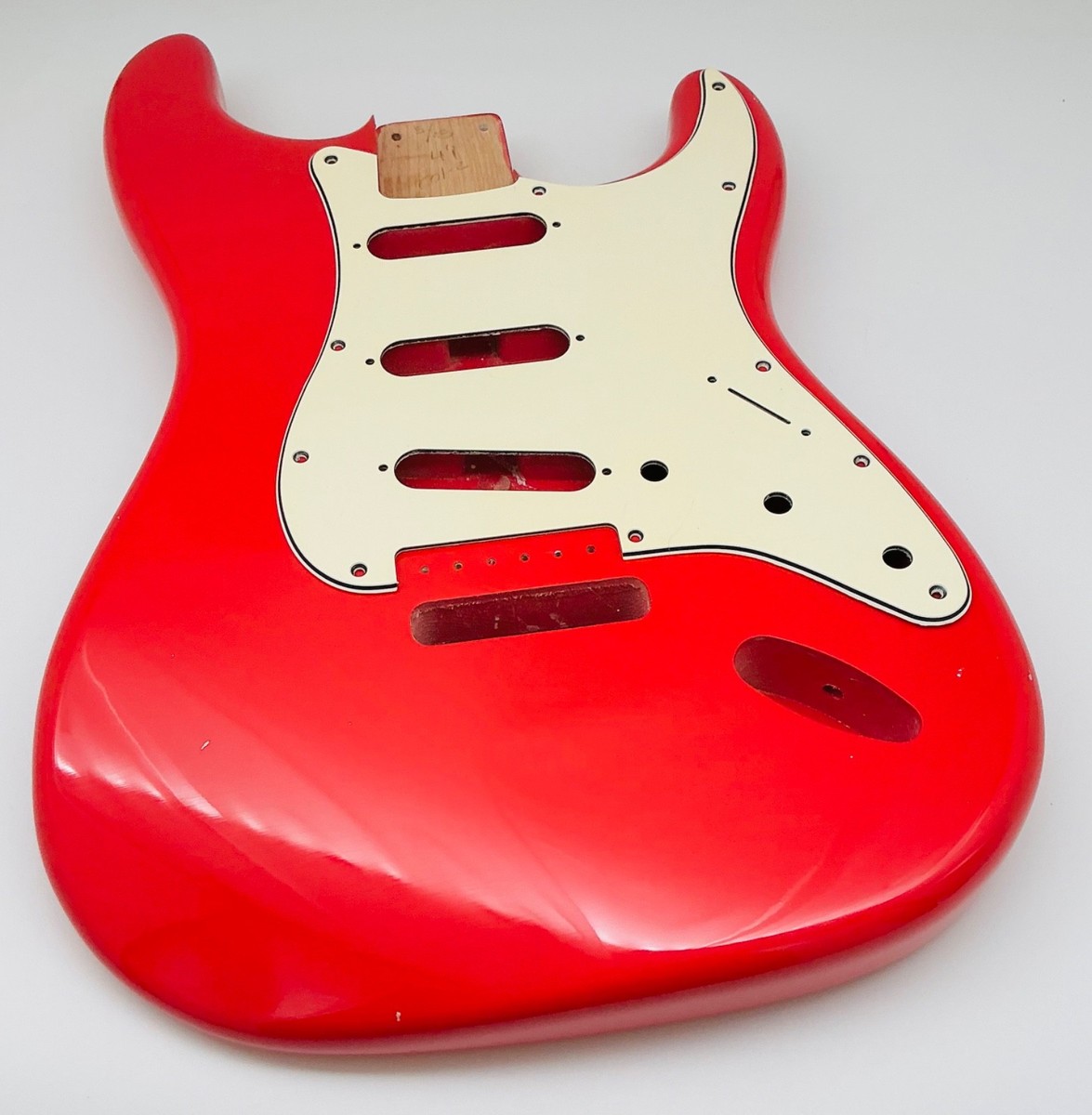 Show Me Nitro Finishes 4lbs 5oz Nitro Lacquer S-Style - Fiesta Red