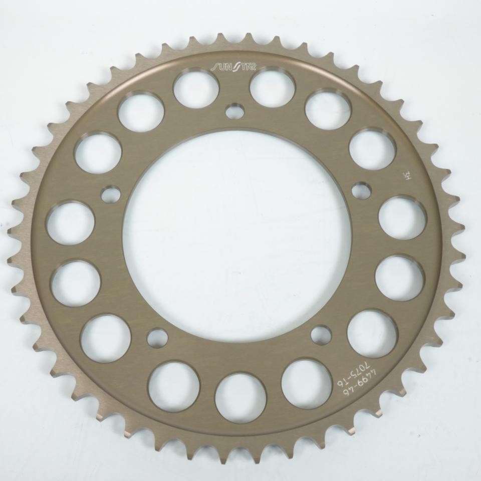Couronne de transmission moto Sunstar pour restaurer une Triumph Bonneville 865
