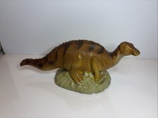 Maiasaura 1988 Vintage Safari Ltd Carnegie Dinosaur Figure Toy Educational