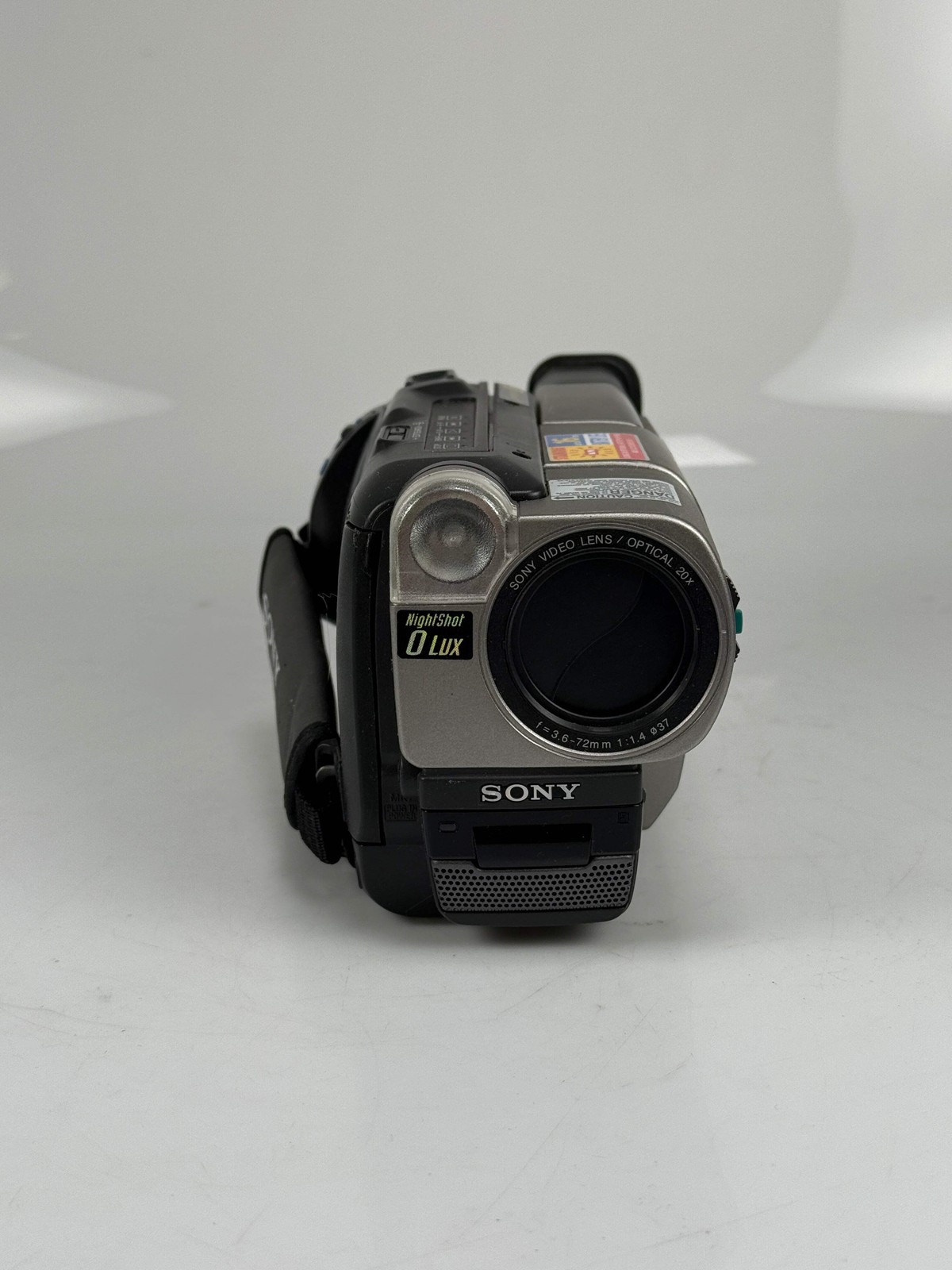 Видеокамеры Sony CCD-TRV57 Hi8 Analog Camcorder