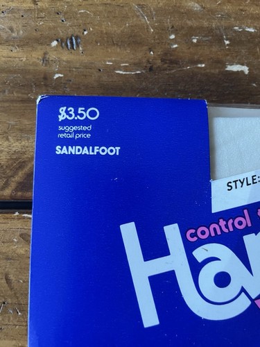 Hanes Too Control Top Sandalfoot Size AB Pearl 137 NOS VTG 1994 - Picture 2 of 4
