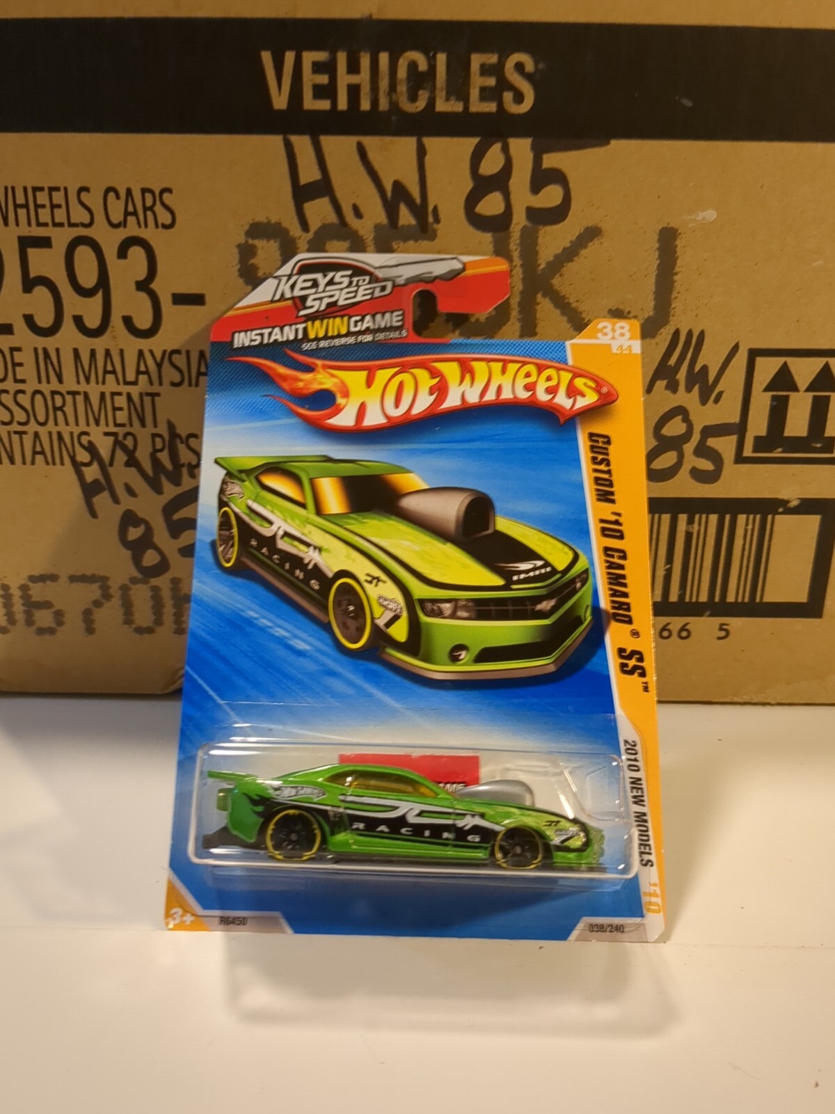 2010 NEW MODELS Hot Wheels CUSTOM '10 CAMARO SS Green Vhtf
