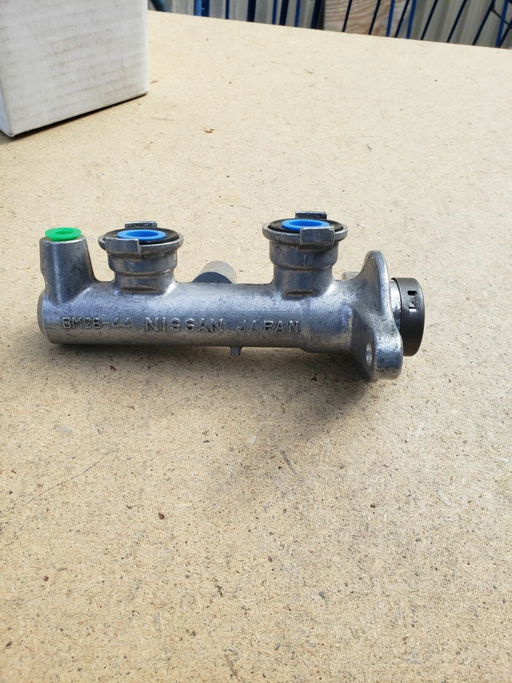 Master Cylinder Bendix R12106 NOS Foto 3 de 4