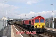 PHOTO  CLASS 66 NO 66078 PASSES NEWHAVEN TOWN 24/04/23  WORKING 6O13 ACTON YARD