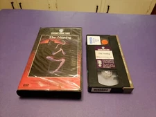 THE NESTING HORROR Warner CLAMSHELL Robin GROVES John CARRADINE