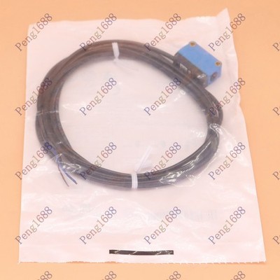1PS NEW brand   GL6G-N1211 1059925 Photoelectric Sensor   *tn
