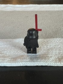 LEGO Kylo Ren Minifigure From Lego Set 75104  Star Wars Command Shuttle