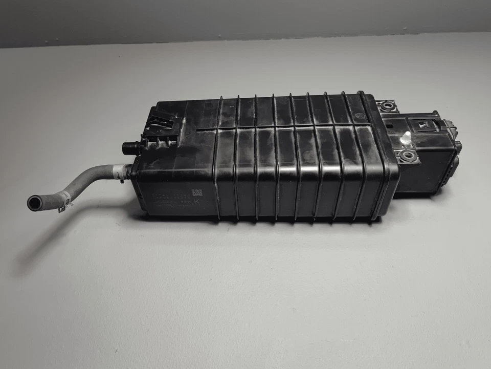 Toyota RAV4 2019-2025 híbrido combustible vapor carbón bote con detección de fugas OEM Foto 2 de 4