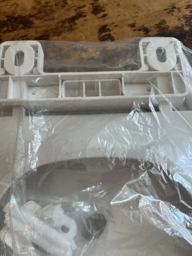 PROFLO PFTSEC2000WH Elongated Slow Close Toilet Seat & Lid in White - Picture 3 of 7