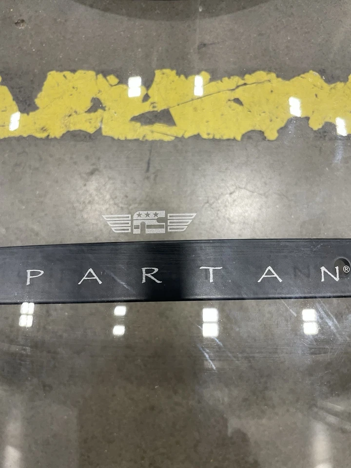 Parabrisas National Cycle N21202 Spartan 18,50" transparente para Harley Dyna Sportster Foto 3 de 4