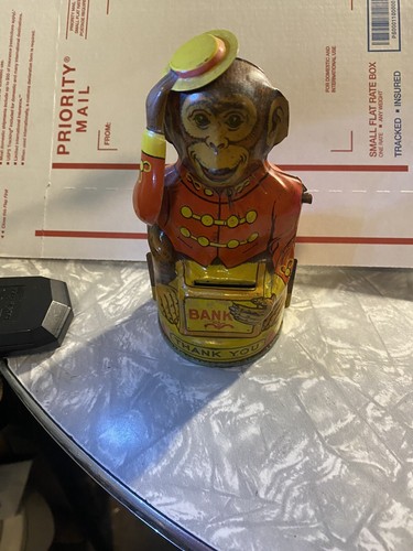 U.S Vintage Coin Bank Monkey Very Nice Condition Circa 1930’s