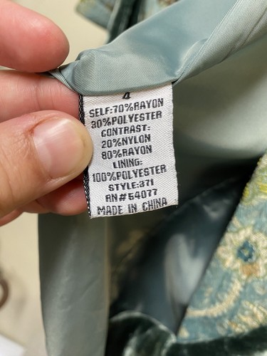 CAbi Guinevere Tapestry Brocade Pea Coat Romantic Feminine French Size 4 - Picture 5 of 6