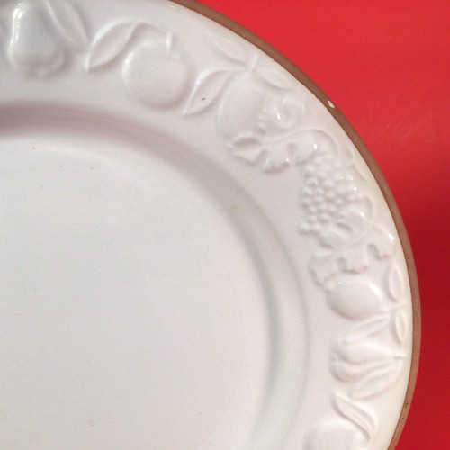 Pier 1 Italy Salad Plate White Embossed Fruit Border Terra Cotta Trim 8.5" - Picture 3 of 7