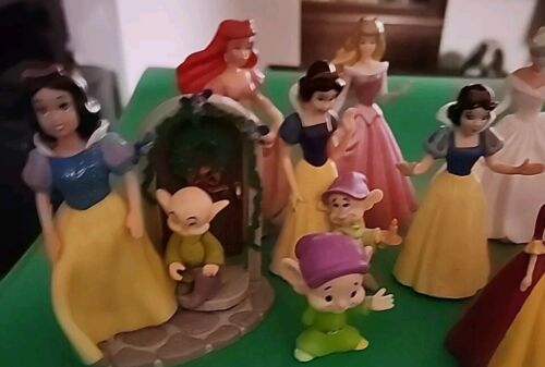 Disney Princess Vintage Toy Figures For DISNEY PRINCESS HOUSE Set of 12 - Picture 4 of 14