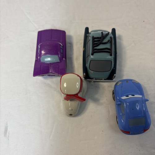 Huge Lot Of 18 Disney Pixar Cars Movie Vehicles Piston Cup Cars No Duplicates - Picture 10 of 23