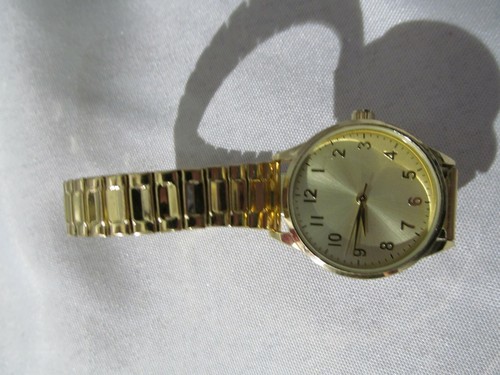 Women's Stretch Band Fashion Dressy/Casual Watch New-----#37 - Picture 4 of 4