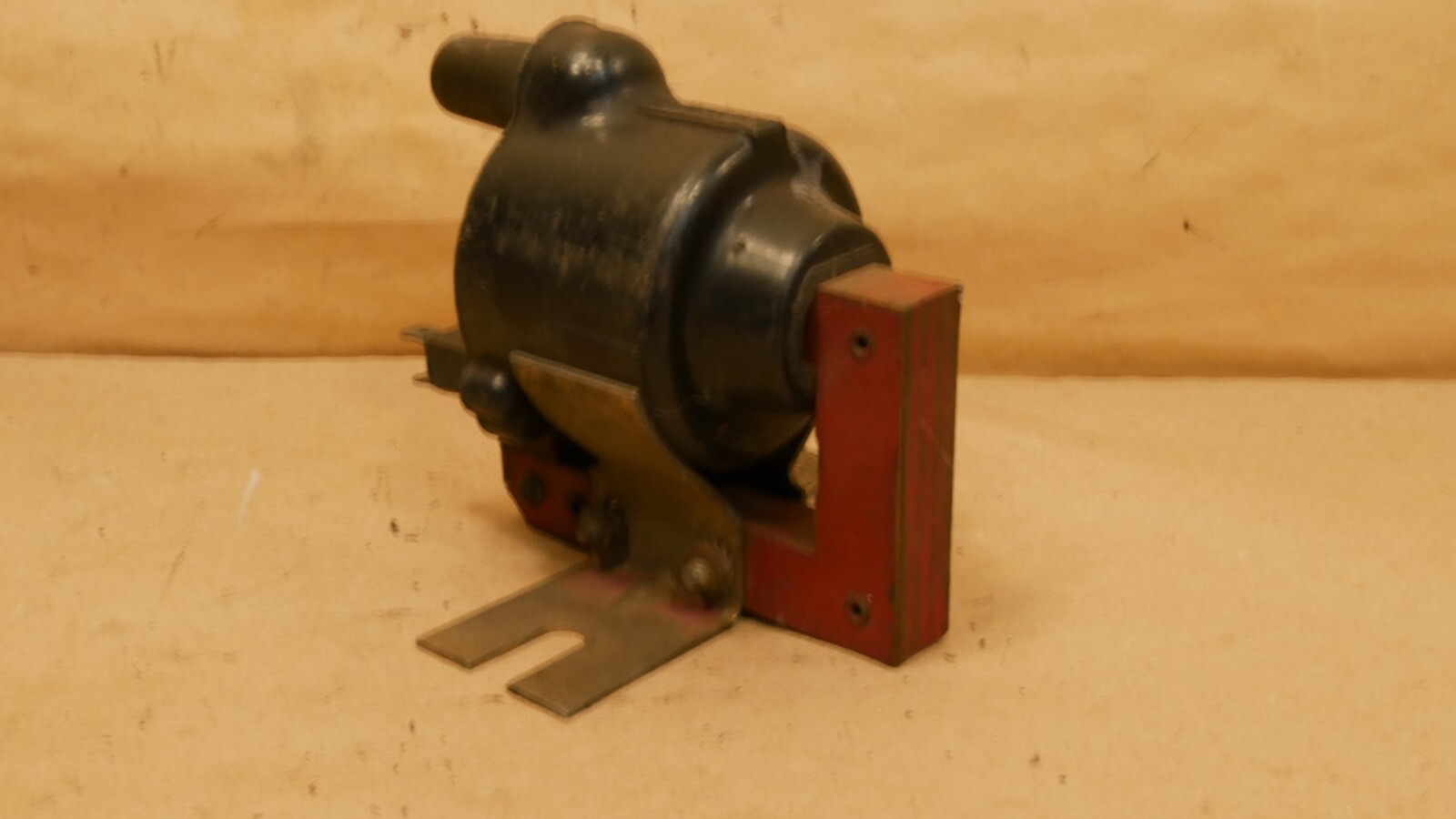Ferrari 308 Ignition Coil  Magneti Marelli 209B
