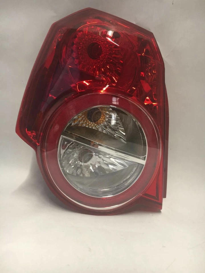 Conjunto de lámpara trasera lado izquierdo para Chevrolet AVEO5 2009-2011 (95952064) Foto 2 de 4