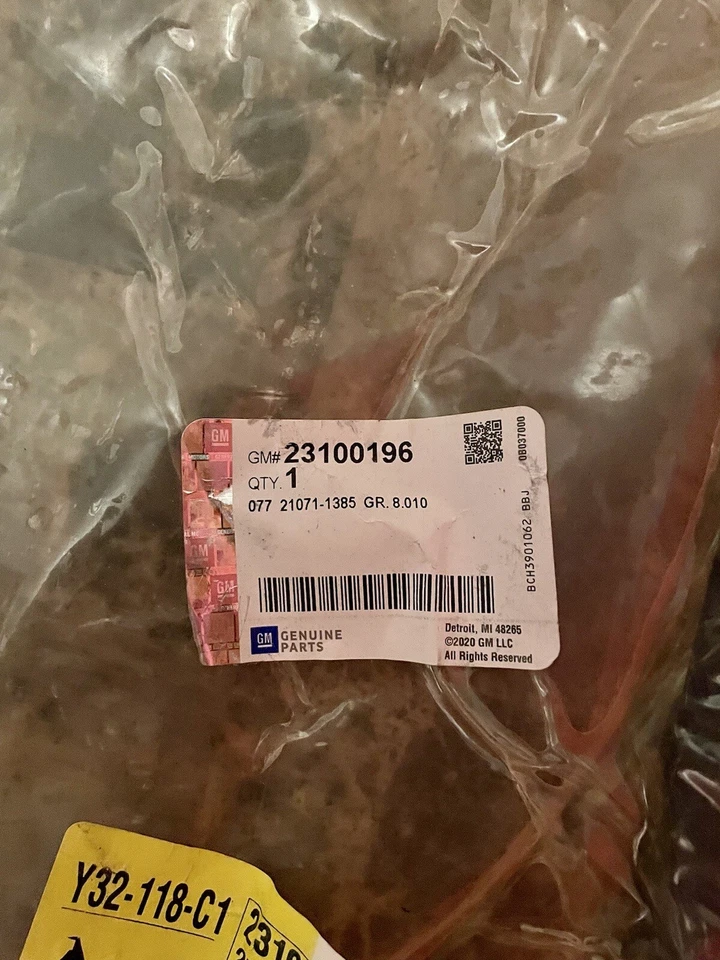 Передняя уплотнительная полоска капота - GM (23100196) 2017-2022 GMC Acadia - Изображение 4 из 4