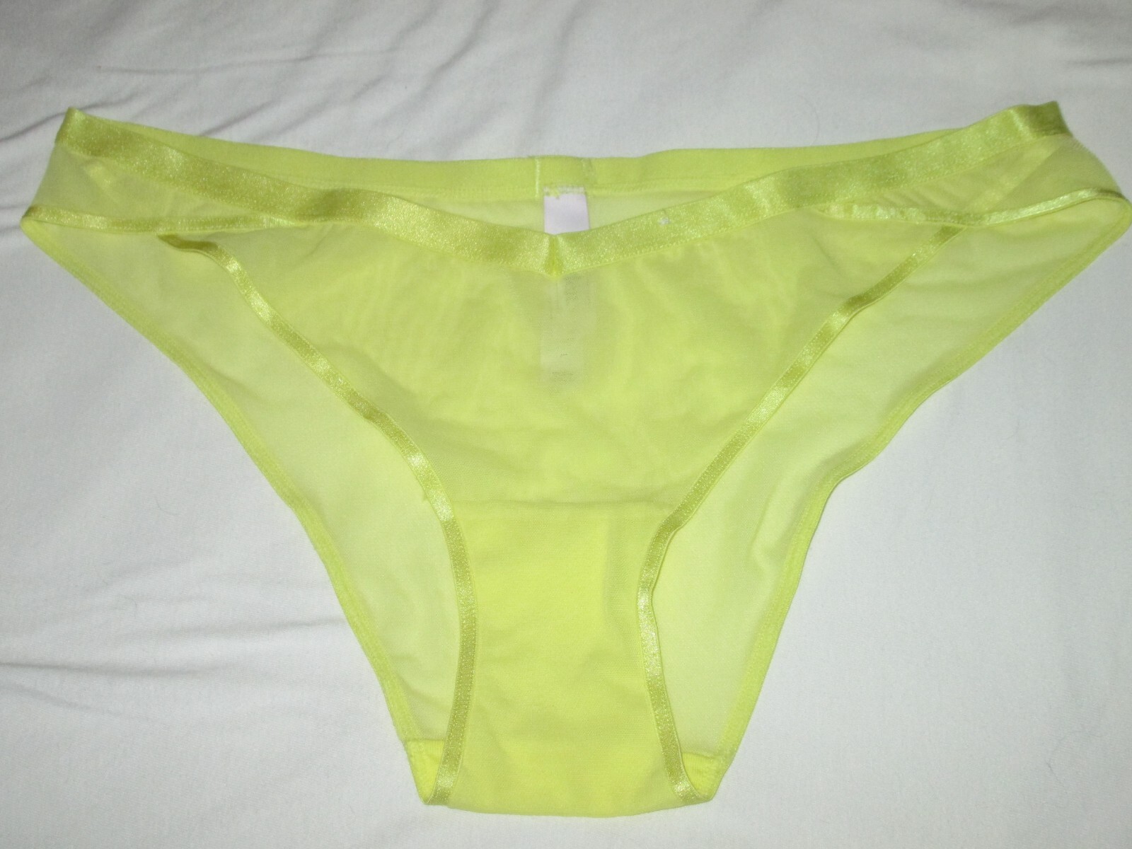 Foto 1 di 4