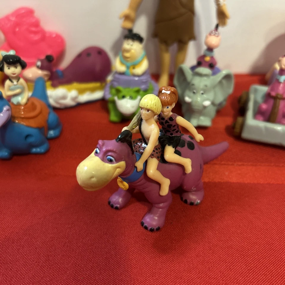 Lote de 12 Figuras Juguetes RARAS Hanna Barbera PIEDRA - Denny's Dakin LEER Foto 3 de 4