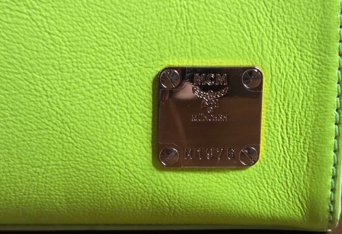 Phenomenon MCM Leather Tote Bag Neon Yellow Rare Sample Limited Collector Auth - 第 7/11 張圖片