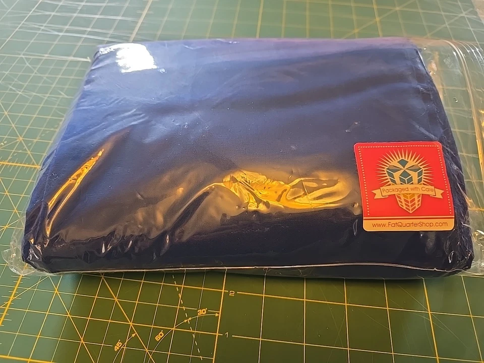 Quilting  Fabric.  Blue Backing. 144 X 72. - Image 4 of 4