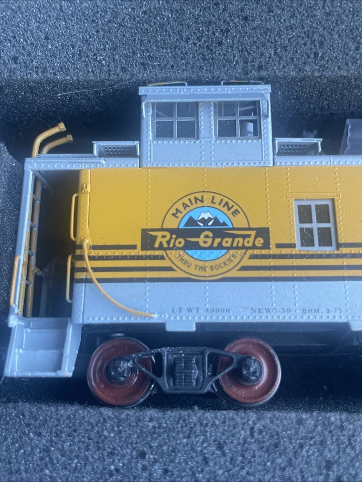 Overland Models HO Brass #1155 HO D&RGW Steel Riveted Caboose #01407 1990s w/Box - Image 2 of 4