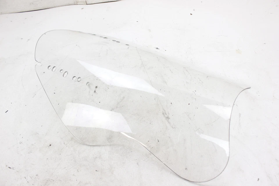 04-11 铃木 VSTROM 650 前挡风玻璃 — 第 2/4 张图片