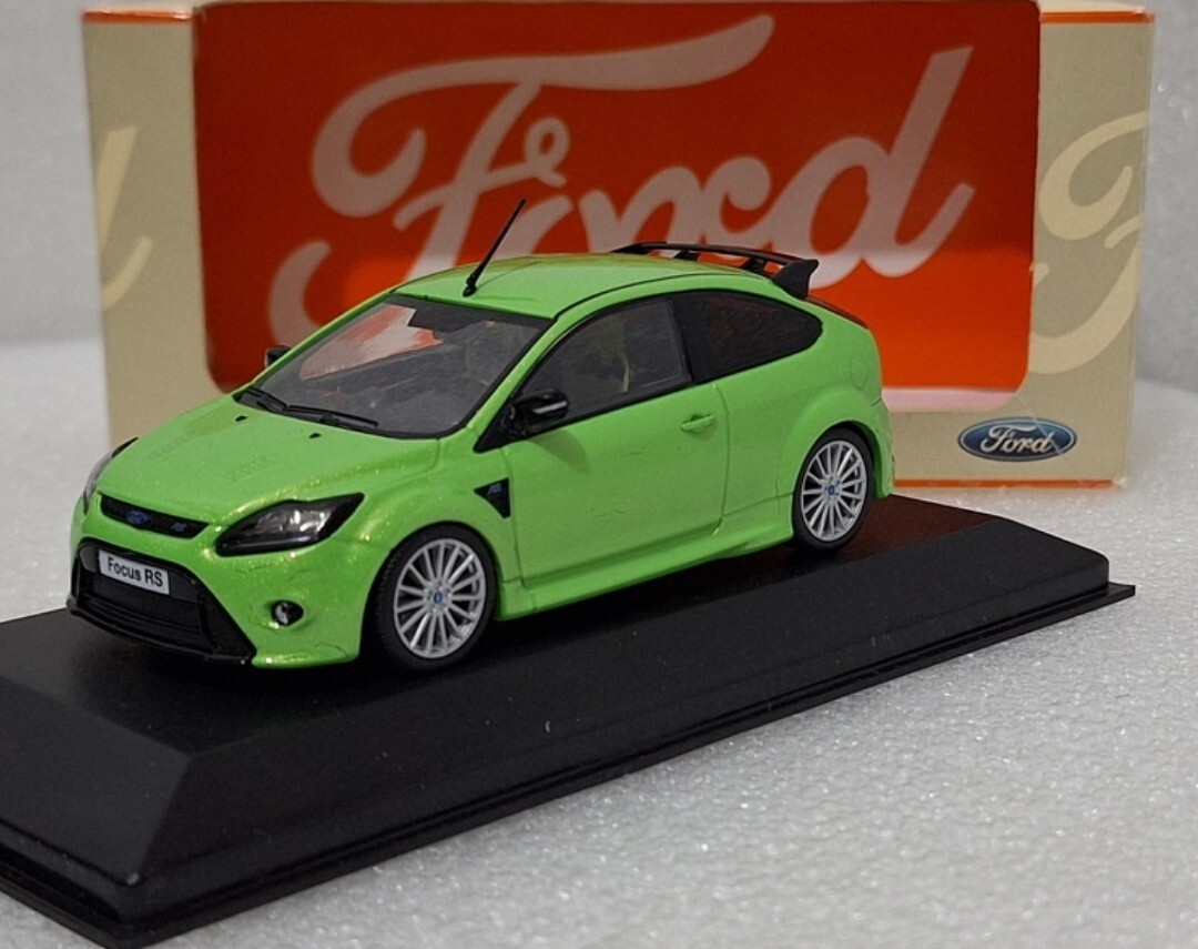 Ford Focus RS WRC09 限定版ミニカー 1:18 Ford Focus RS WRC09 限定版ミニカー 1:18 - メルカリ