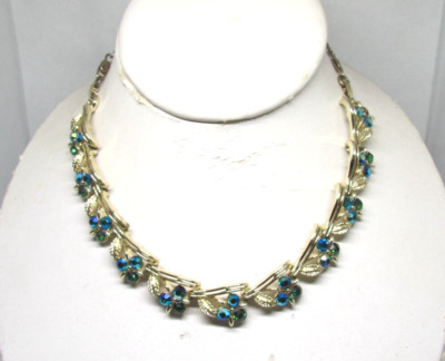 Vintage costume designer LISNER rhinestone necklace (missing a stone see photo)