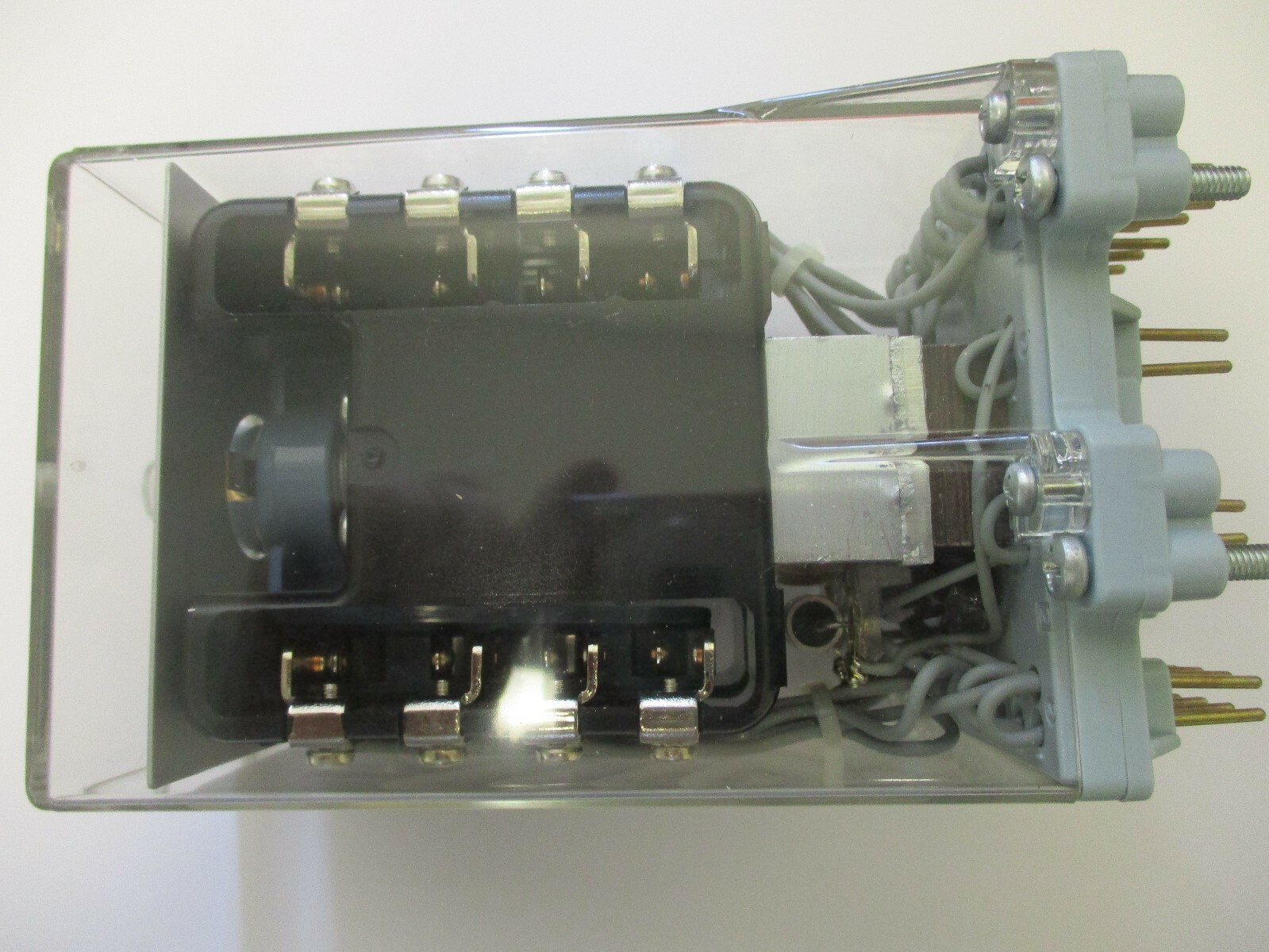 ABB COMBIFLEX RHMH 2, P/N 223068EA1560 HZ, 115VOLT, AUXILIARY RELAY, NIB eBay