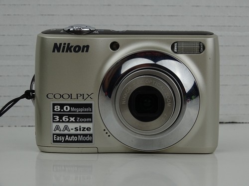 Nikon Coolpix L21 Digital Compact Camera 8MP CCD Sensor Wont Read Memory Cards - Picture 2 of 12