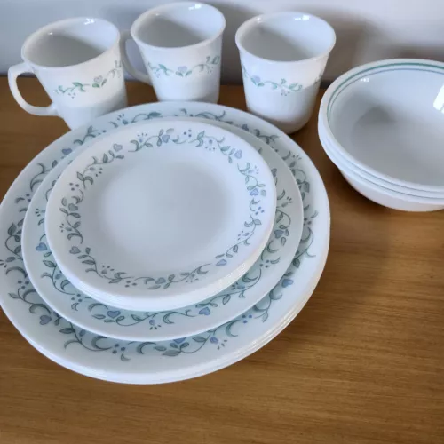 17 PC Corelle Country Cottage Plates Bowls Mugs Lavender Flowers Leaves Hearts