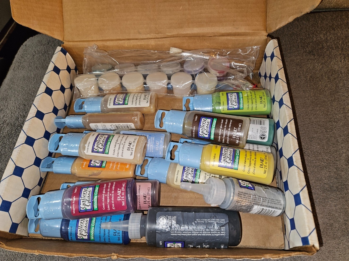 Plaid Gallery Glass Window Color Paint KIT 2Fl Oz Stained Glass lot of 14 NIP