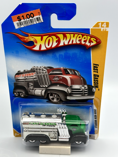 Hot Wheels 2009 New Models Fast Gassin' Tanker Truck, 1:64, NIB - 第 1/5 張圖片