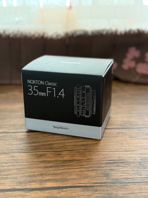 Voigtlander NOKTON Classic 35mm f1.4 II MC VM Leica M Mount Lens Black