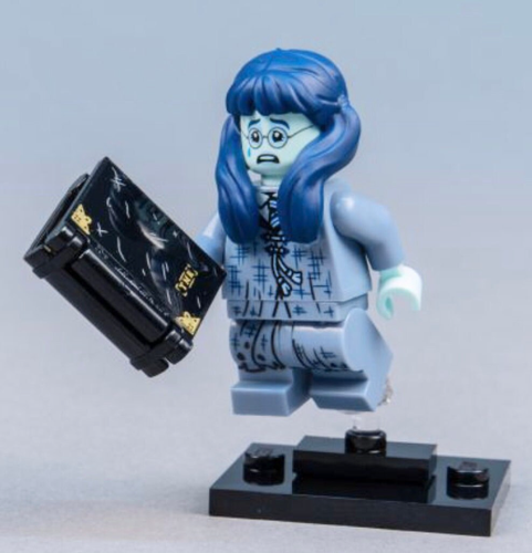Lego Moaning Myrtle - Harry Potter Minifigure Series 2 - 71028 - Picture 2 of 4
