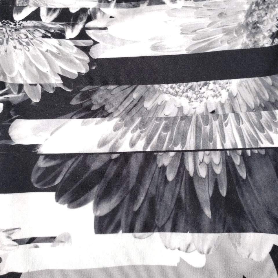 Sujetador deportivo Betsey Johnson Tank S pequeño para mujer negro floral sin mangas Foto 3 de 4