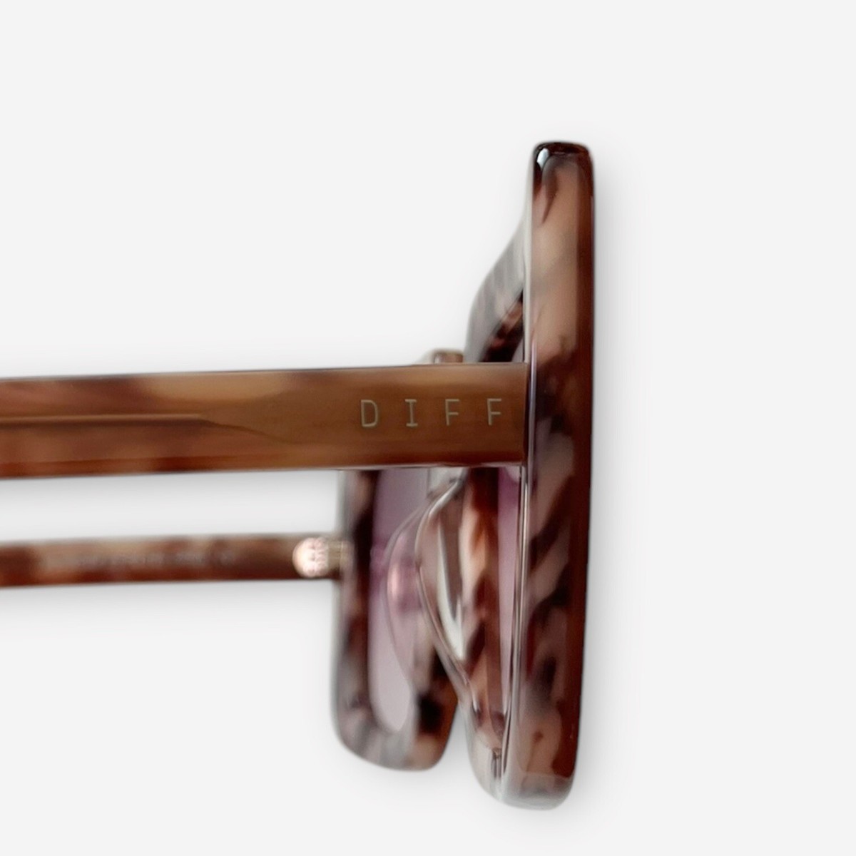 DIFF Eyewear Sasha Women